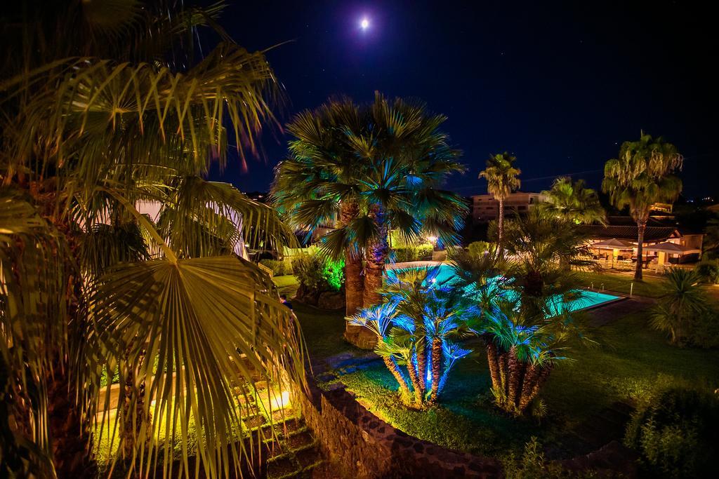 Asteraki Aparthotel Gouvia Buitenkant foto